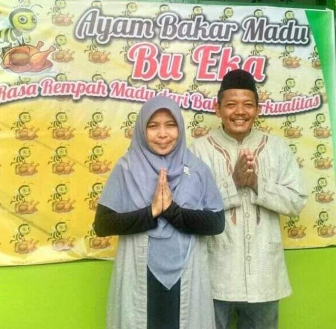 
					Berawal Dari Dapur Rumahan, Ayam Bakar Madu Bu Eka Sukses Melejit Hingga Produksi 5000 Nasi Box Per Bulan