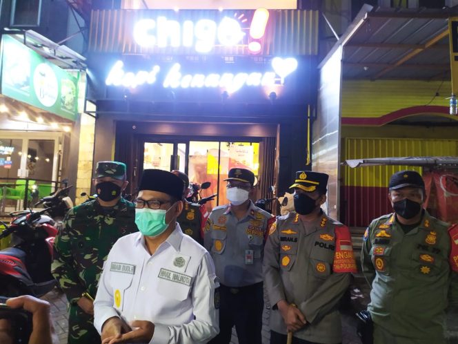 
					Cegah Penyebaran Covid, Wakil Wali Kota Depok Bersama Aparat Gabungan Lakukan Operasi Yustisi