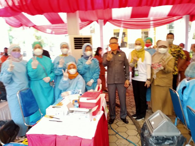 
					Dihadiri Wali Kota,  DPRD Depok Gelar Vaksinasi Covid-19, Sasar 1000 Peserta