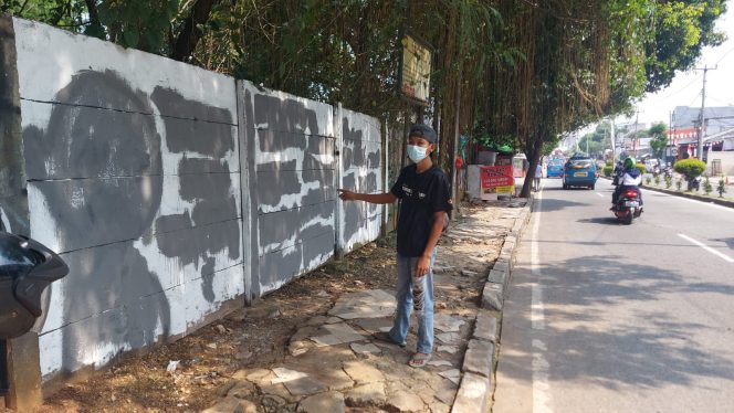 
					Gambar Mural Yang Kritik Pemerintah Dihapus Satpol PP Kota Depok