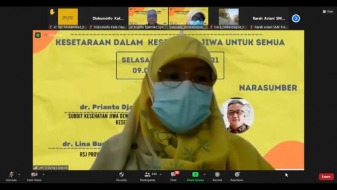 
					Kepala Bidang P2P Dinkes Kota Depok Umi Zakiati saat memberikan arahan dalam Seminar Kesehatan Jiwa. (Foto: Istimewa)