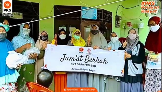 
					Warga RW 15 Dapatkan Paket Sembako Dari Program Jumat Berkah RKI DPRa PKS Beji