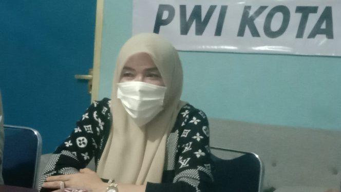 
					Bakal Calon Ketua Kadin Depok Nilai  Panitia Muskot Tidak Tranparan