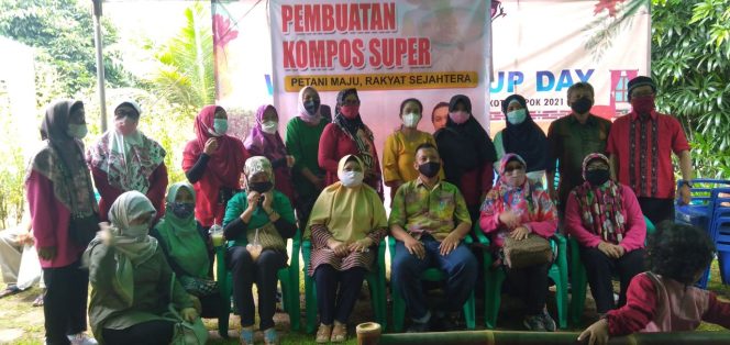 
					Bidang Tani dan Nelayan DPD PKS Kota Depok Adakan Pelatihan Pembuatan Kompos Super