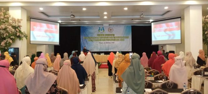 
					Tingkatkan IPM di Kota Bekasi, Nur Azizah Dorong Pemerintah Lebih Banyak Dirikan PKBM