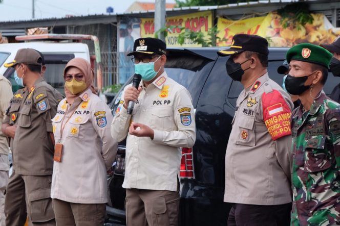 
					Wakil Wali Kota Pimpin Penertiban PKL, Ciptakan Suasana Nyaman Bagi Warga