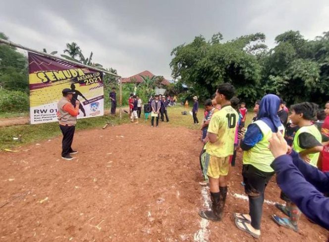 
					Aleg PKS Depok Imam Musanto Tutup Turnamen Semuda Aksara Tahun 2021, Apresiasi Karang Taruna RW 17 Sebagai Penyelenggara