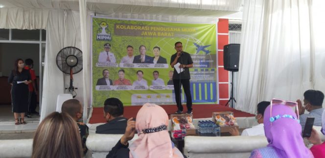 
					Wakil Wali Kota Depok Imam Budi Hartono saat menghadiri acara Business Matching dan Pelepasan Ekspor HIPMI Jawa Barat, di Ruko Pesona Kayangan Jl. K.H.M. Yusuf Raya, Mekarjaya, Minggu (23/01/22). (Foto: Diskominfo).