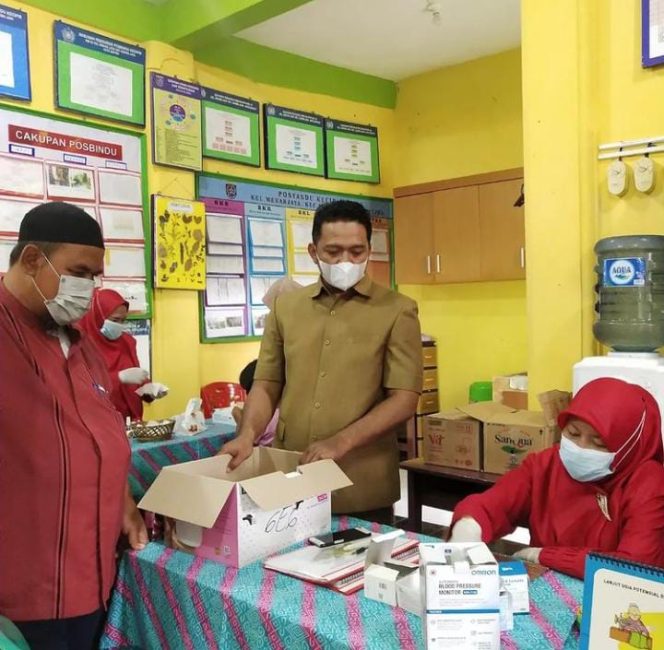 
					Aleg PKS Depok Kunjungi Posyandu Kecipir RW 02 Kelurahan Mekarjaya