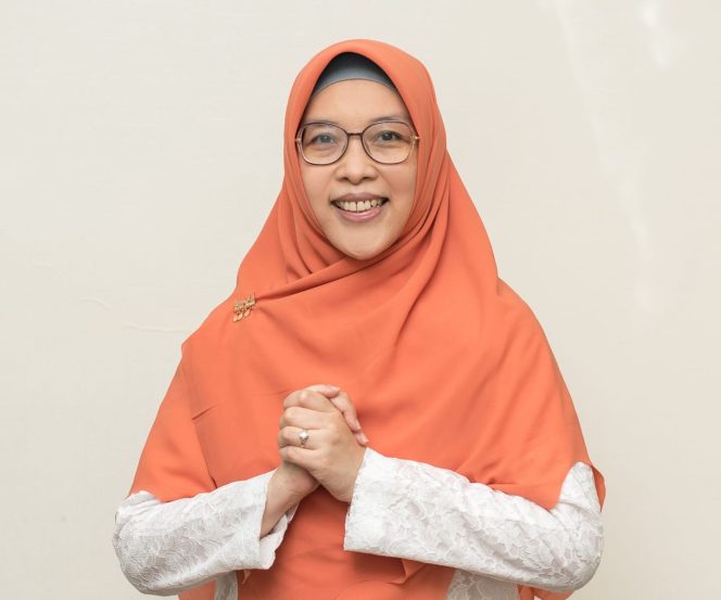 
					Masuki Bulan Suci Ramadhan Hj. Iin Nur Fatinah Ajak Umat Islam Puasa dan Tingkatkan Rasa Kepedulian Sosial Pada Sesama