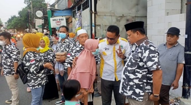 
					DPD Bapera Berbagi Ribuan Takjil di 11 Kecamatan di Depok