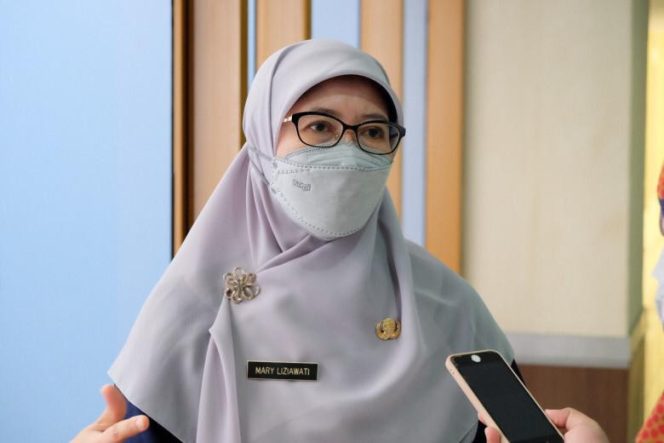 
					Kepala Dinas Kesehatan Kota Depok, Mary Liziawati. (Foto: Diskominfo).