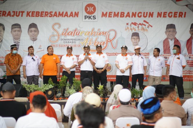 
					DPC PKS Sukmajaya Gelar Silahturahmi Akbar, M. Nur Hidayat : Alhamdulillah Banyak  yang Hadir
