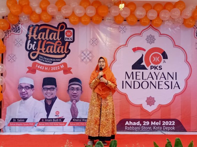 
					Anggota DPRD Provinsi Jabar Iin Nur Fatinah Hadiri Halalbihalal DPC PKS Panmas Depok