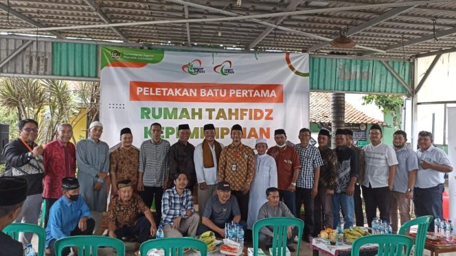 
					Wakaf Sukses Lakukan Peletakan Batu Pertama Rumah Tahfidz Kepemimpinan
