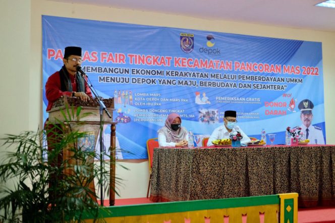 
					Camat Pancoran Mas, Syaiful Hidayat memberikan sambutan dalam pembukaan Panmas Fair 2022, di Aula Kantor Kecamatan Pancoran Mas, Rabu (08/06/22). (Foto: JD 04/Diskominfo)
