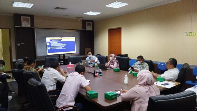 
					Komisi III DPRD Kabupaten Bogor melakukan Kunjungan Kerja (Kunker) ke Dinas Komunikasi dan Informatika (Diskominfo) Kota Depok terkait Jaringan Infrastruktur dan Aplikasi, Selasa (14/06/22). (Foto: Diskominfo)