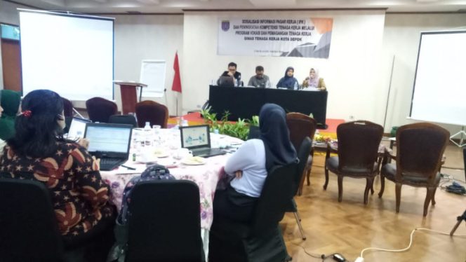 
					Sosialisai IPK kepada 50 Perusahaan Swasta di Hotel Bumi Wiyata, Senin (27/06/22). (Foto : Diskominfo)