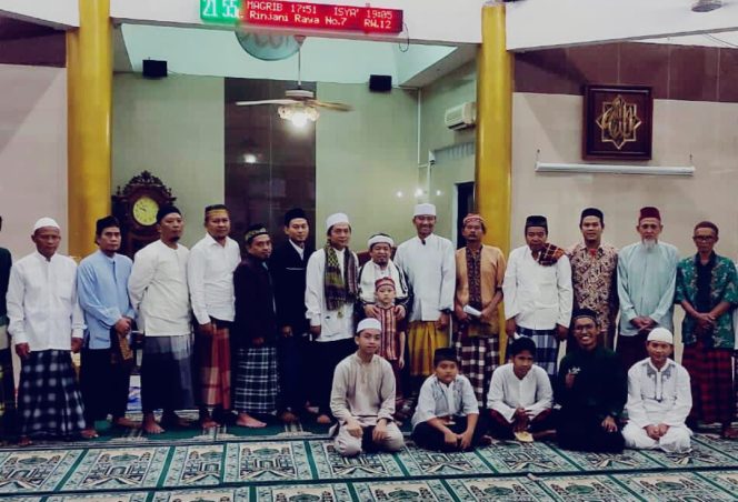 
					Ketua MUI Abadijaya<br>Hadiri Giat Majelis Dzikir Daarus Syifa