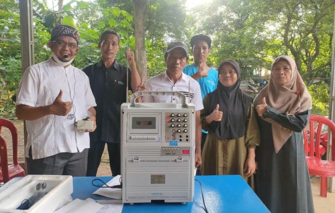
					Anggota DPRD Depok FPKS Imam Musanto Berikan Sound System Kepada Pengurus RT 03 RW 017 Pancoran Mas