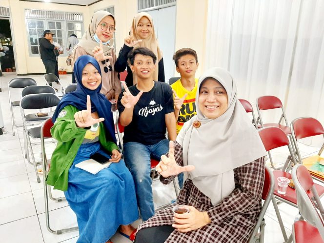 
					<em>Anggota Bapemperda DPRD Depok Farida Rachmayanti : Bersyukur Forum Anak Kota Depok Terus Berkiprah</em>