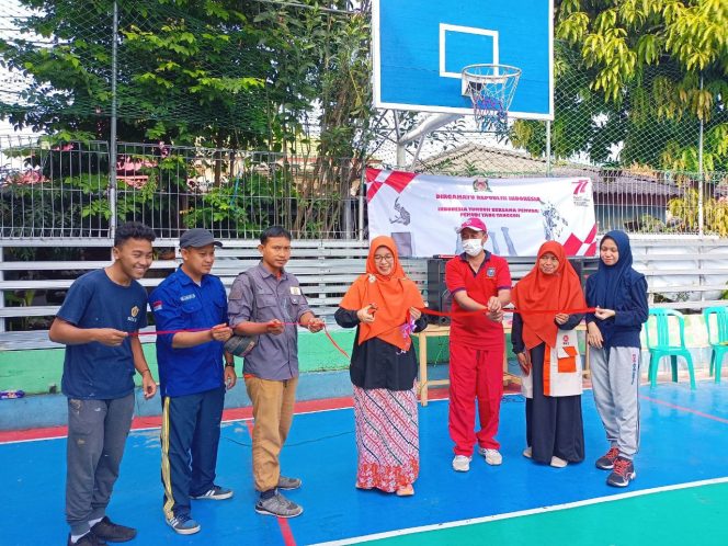 
					Hj. Iin Nur Fatinah Buka Kegiatan Hari Keluarga Nasional di Sukmaja Depok