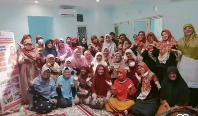 
					Anggota DPRD Jabar Hj. Iin Nur Fatinah Kunjungi SPKK PKS Sawangan