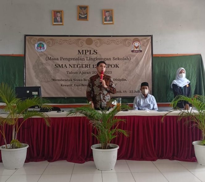 
					Anggota Dewan Termuda DPRD Kota Depok, Habib Syarif Gasim, Diundang Sebagai Motivator, diacara MPLS SMAN 12 Cipayung