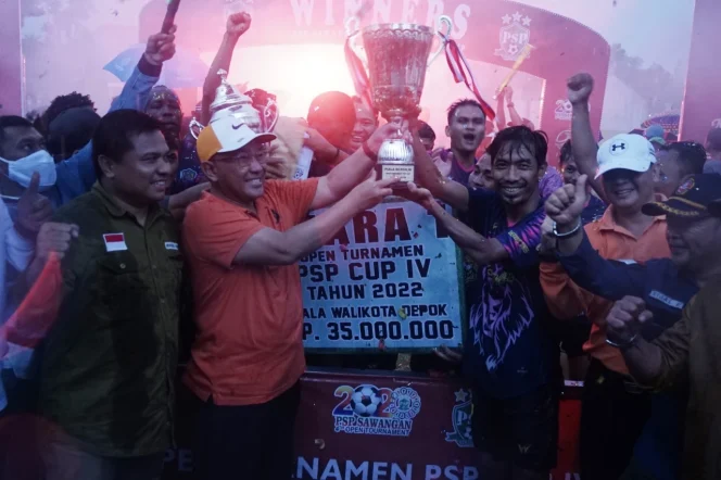 
					Turnamen PSP CUP IV Selesai, Wali Kota Depok Serahkan Hadiah Kepada Sang Juara