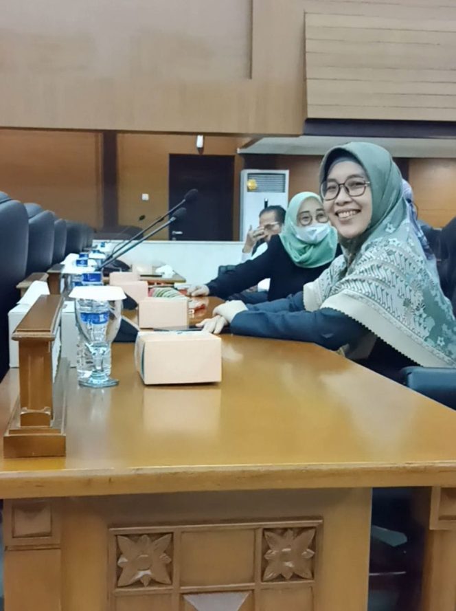 
					Aleg PKS Hj. Iin Nur Fatinah Hadiri Rapat Koordinasi Monitoring dan Evaluasi Program Pemberantasan Korupsi Terintegrasi