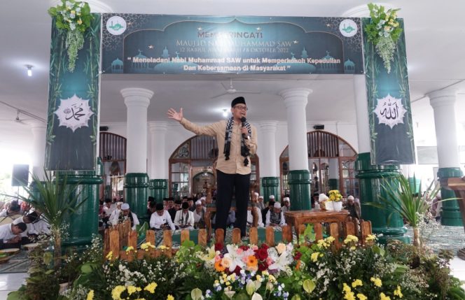 
					Peringatan Maulid Nabi, Wakil Walikota Ajak Umat Islam Mencintai Rasulullah