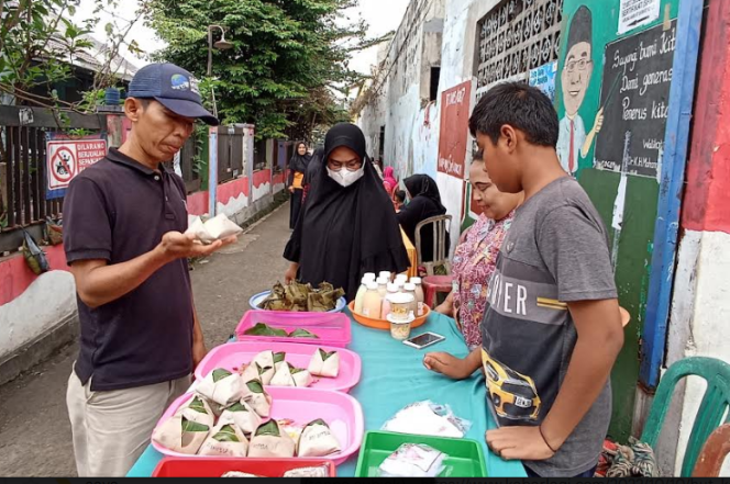 
					Sempat Vakum Karena Pandemi, Bazar Pepes Kampung Setaman Rawageni Kini Aktif Kembali