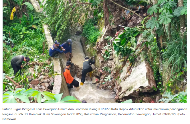 
					Satgas DPUPR Depok Tangani Longsor Komplek BSI