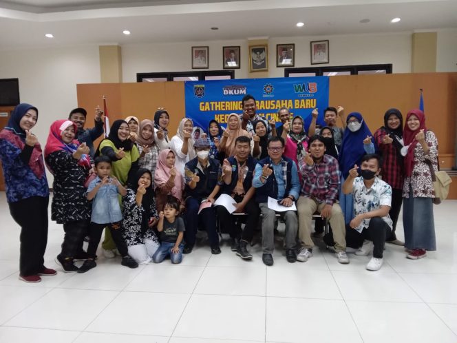 
					<strong>Peserta Wira Usaha Baru (WUB) Kecamatan Cinere Mengikuti Sosialisasi Program Pemberdayaan Ekonomi dan Sertifikasi Halal</strong>