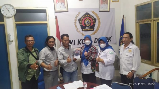 
					Sosialisasikan JKN, BPJS Kesehatan Sambangi Kantor PWI Depok