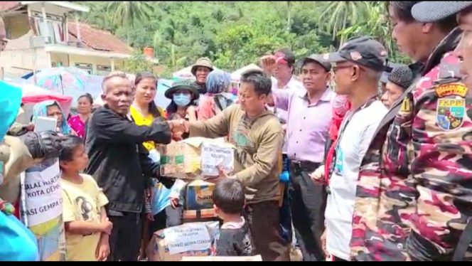 
					Majelis Taklim Balai Wartawan Depok Kirim Bantuan Untuk Korban Gempa Cianjur