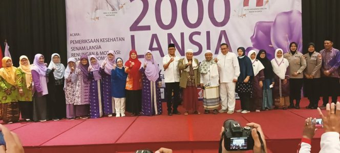 
					2000 Lansia Hadiri Launching Salsa (Sekolah Lansia Salimah) Kota Depok di Jakarta Global University