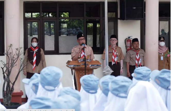 
					Masuk Semester Baru, Wakil Wali Kota Depok  Motivasi Siswa SMAN 7 Depok  Tingkatkan Prestasi