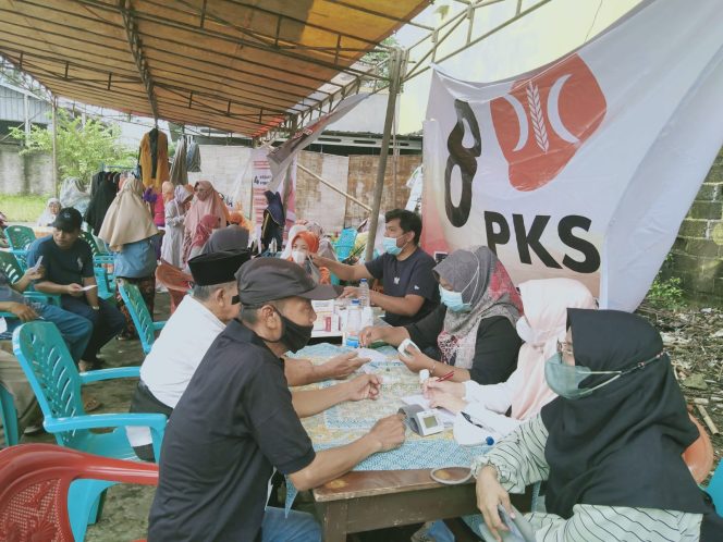 
					UPKK PKS POCIN GELAR YANKES:<br>Sosilalisasi, Melayani, Menyerap Aspirasi