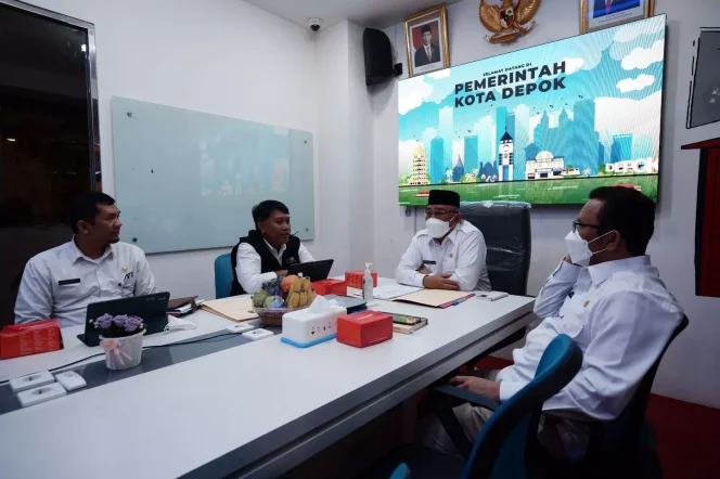 
					Wali Kota Depok, Mohammad Idris saat menghadiri Entry Meeting Pemeriksaan Interim dan Terinci Atas Laporan Keuangan Pemerintah Daerah (LKPD) TA 2022 pada Pemerintah Provinsi, Kabupaten dan Kota se-Jawa Barat (Jabar) di Ruang DeCOR, lantai 5, Balai Kota Depok, Rabu (01/02/23). (Foto: Diskominfo).
