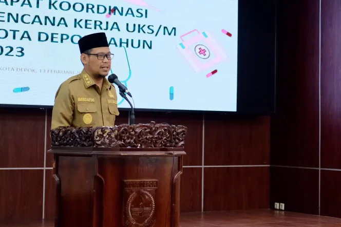 
					Wakil Wali Kota Depok, Imam Budi Hartono, saat membuka rakor rencana kerja UKSM di ruang Teratai, lantai 1, Balai Kota Depok, Senin (13/02/23). (Foto: Diskominfo).