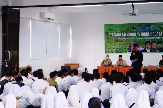 
					Hadiri Sanlat di SMKN 3 Depok, Wakil Wali Kota Ajak Para Siswa Tingkatkan Cinta Kepada Rasulullah