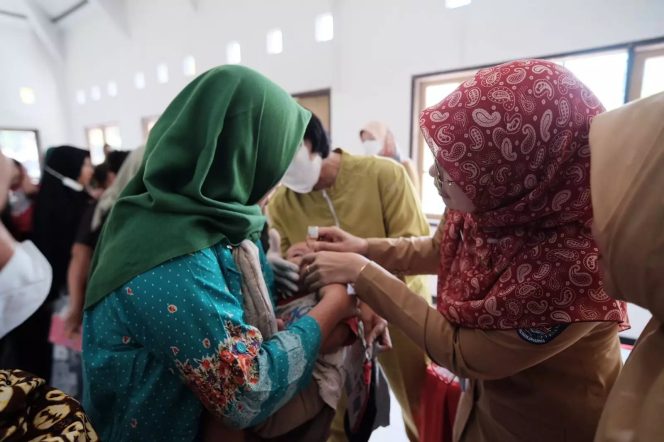 
					20.717 Balita di Depok Sudah Diimunisasi Pada Hari Pertama PIN Polio