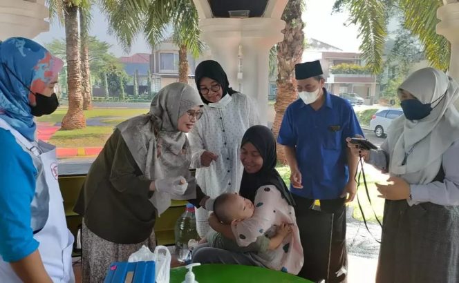 
					Kepala Dinkes Depok Monitoring Pelaksanaan Sub PIN Polio di Beberapa Lokasi