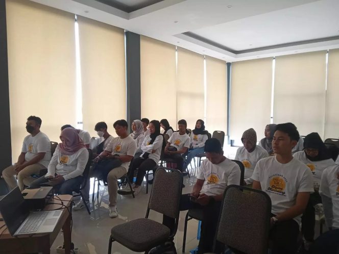 
					Suasana pelatihan digital marketing di aula kelurahan Duser. (Foto : Istimewa)