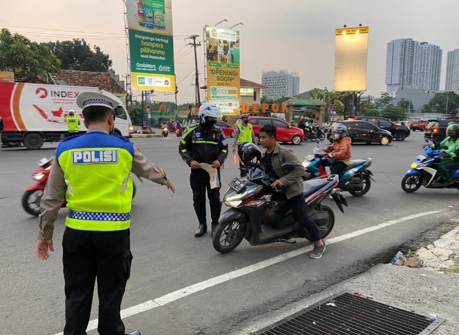 
					Pekan Pertama Diberlakukan Tilang Manual, Satlantas Polres Metro Depok Tindak 469 Pelanggar