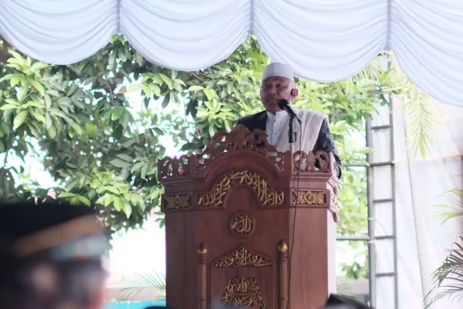 
					Salat Iduladha yang digelar di Masjid Jami' Baitul Hikmah, Kelurahan Harjamukti, Kecamatan Cimanggis, Kamis (29/06/2023).