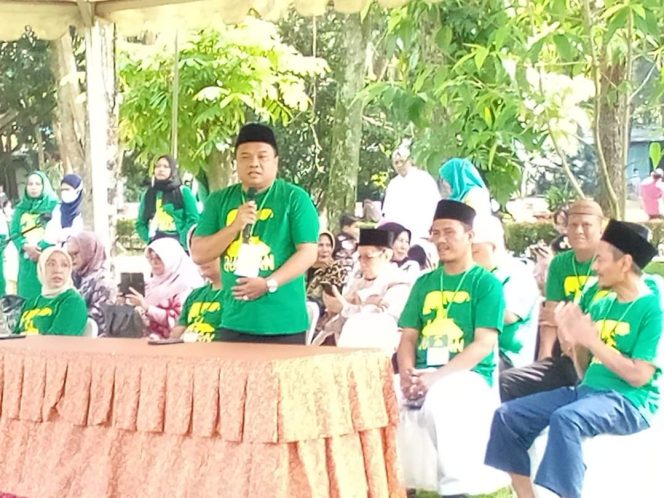 
					Anggota DPRD Depok FPKS Khairulloh Ahyari Hadiri Pemotongan Hewan Kurban di Surau Qutubul Amin