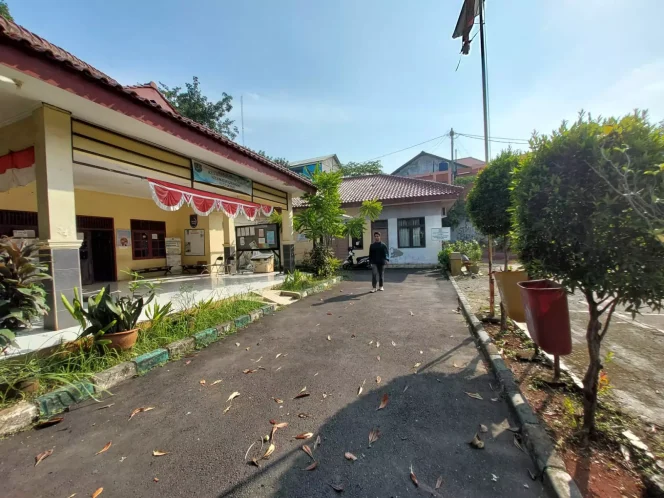 
					Kantor Kelurahan Cipas yang lama. (Foto : Diskominfo).