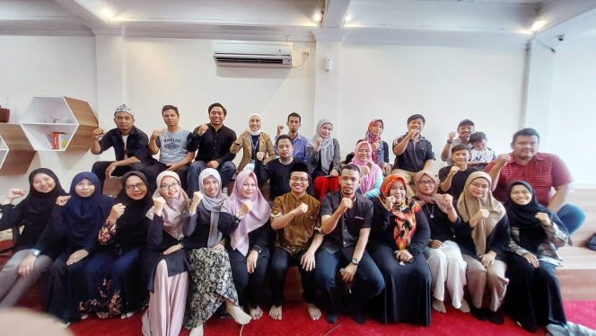 
					Ubaidilah Apresiasi Rapat Kerja Gerakan Muda Usaha: Muda Berdampak, Maju Bersama Menuju Kesuksesan UMKM